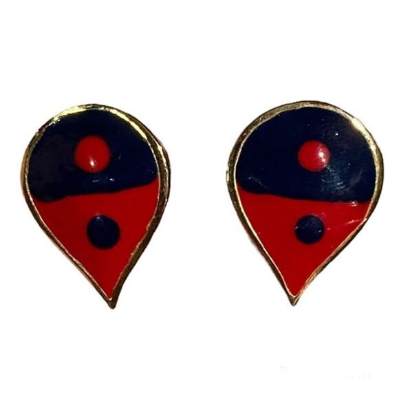 Yin Yang enamel tear drop stud earrings gold tone red and navy boho goth punk - Picture 1 of 3